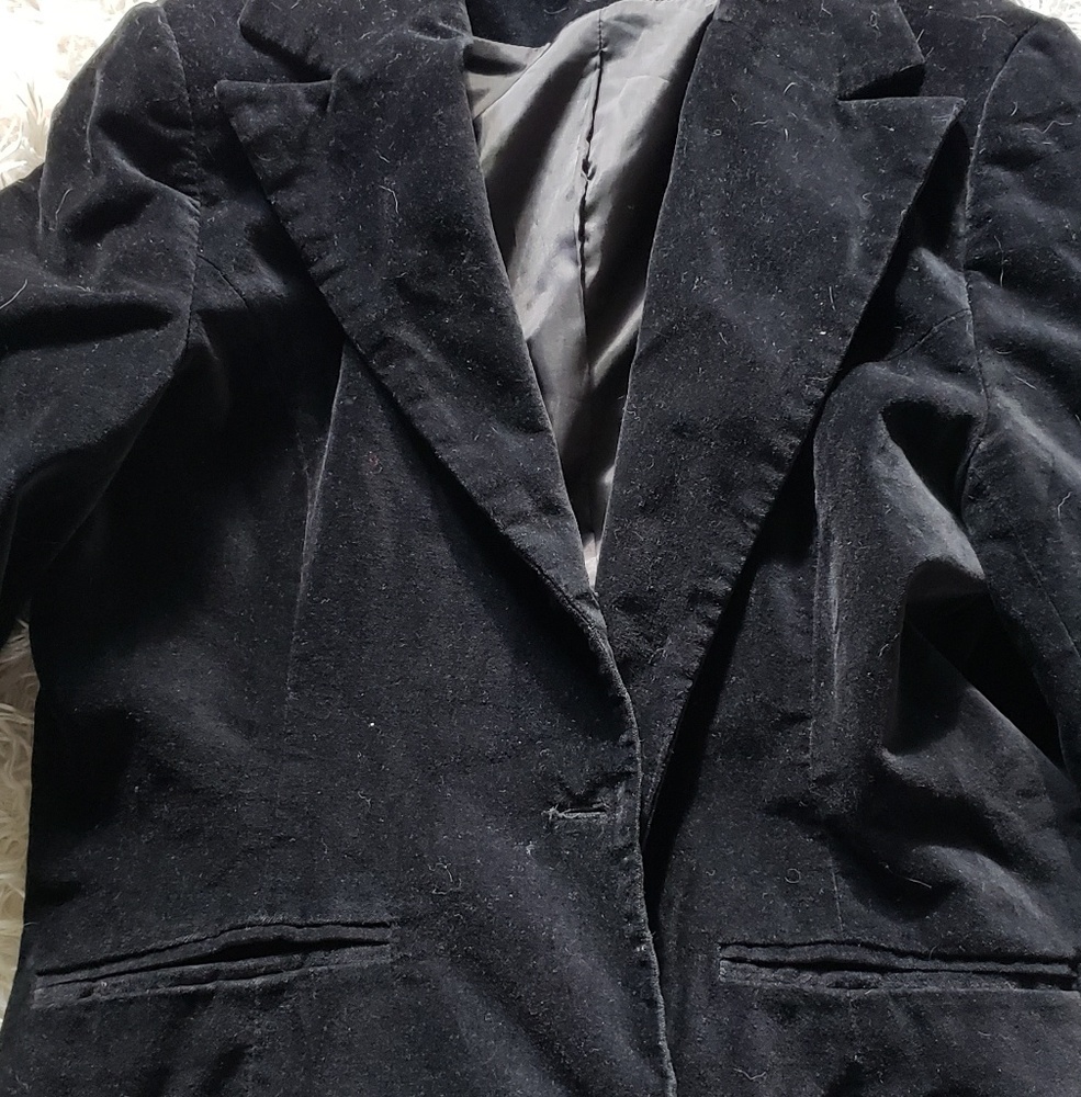 Women's black velvet blazer
